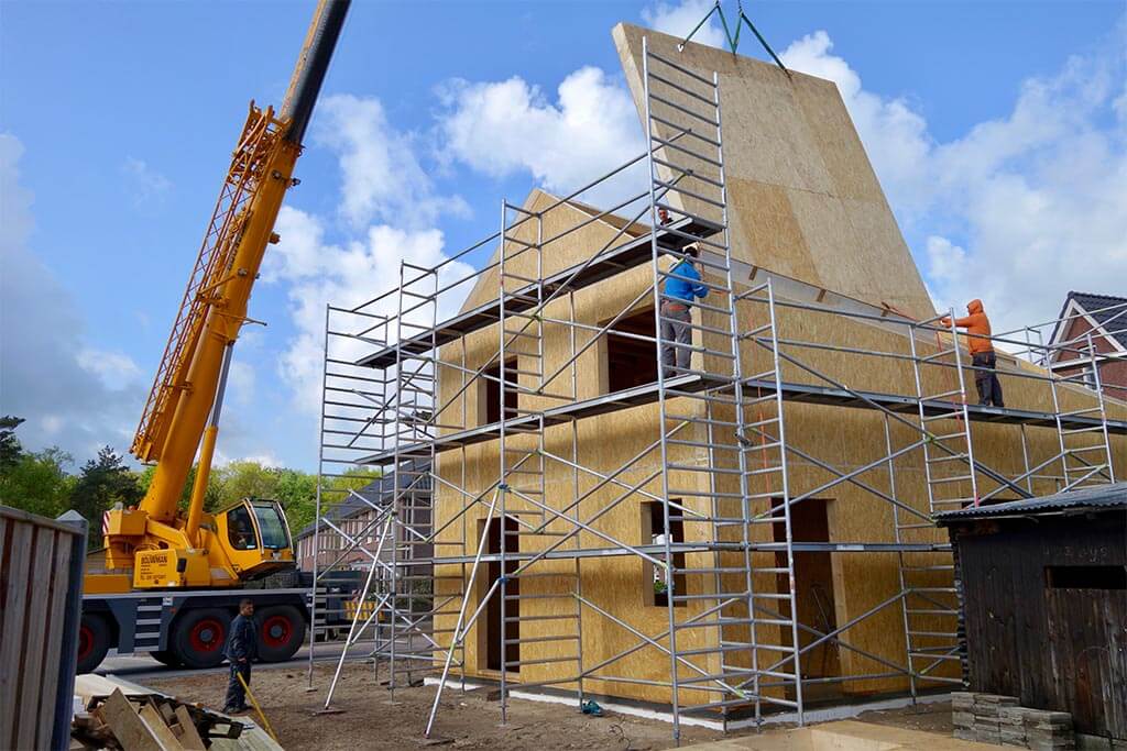 construction of SE SIP panel family house